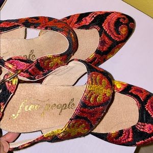 Free people Suede Clogs